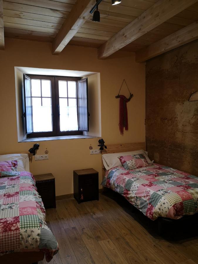 L' Abilleiru Albergue Rural Santibanez de Valdeiglesias 外观 照片