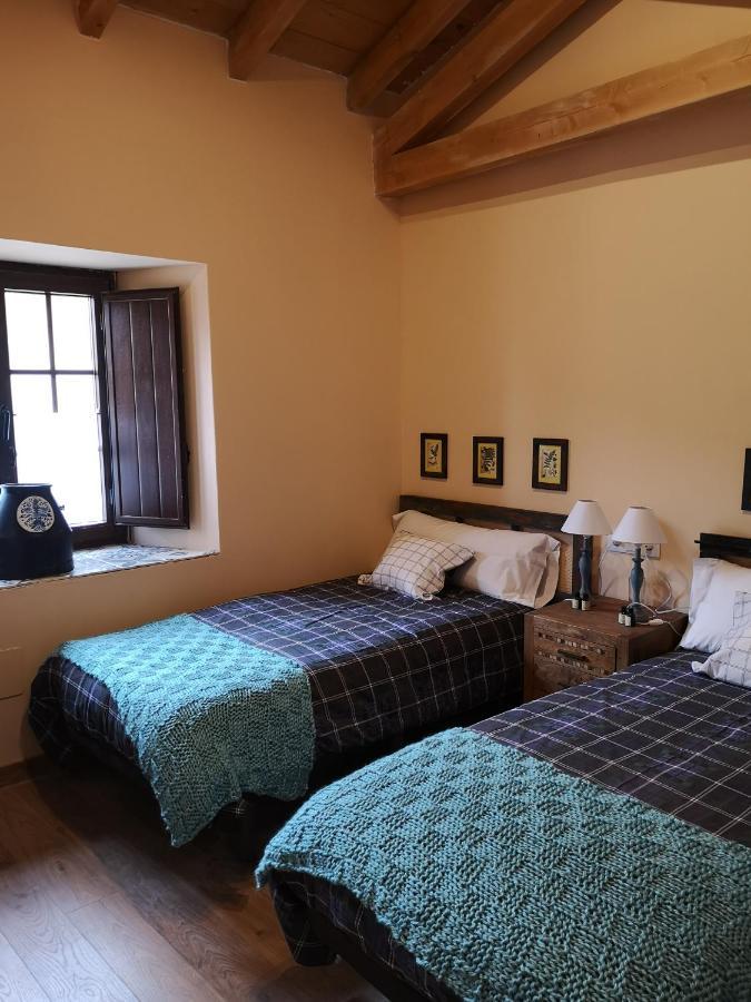 L' Abilleiru Albergue Rural Santibanez de Valdeiglesias 外观 照片